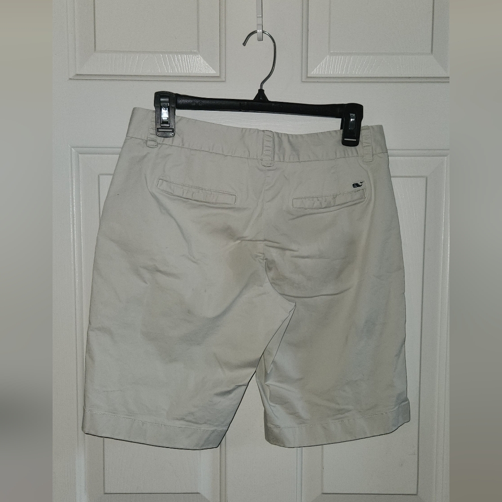 Vineyard Vines Khaki Long Shorts Size 2 - Picture 7 of 7